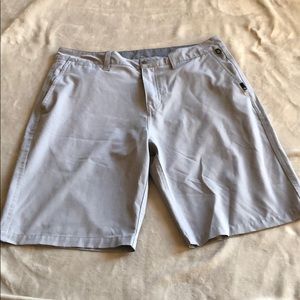 Men’s gray Quiksilver shorts